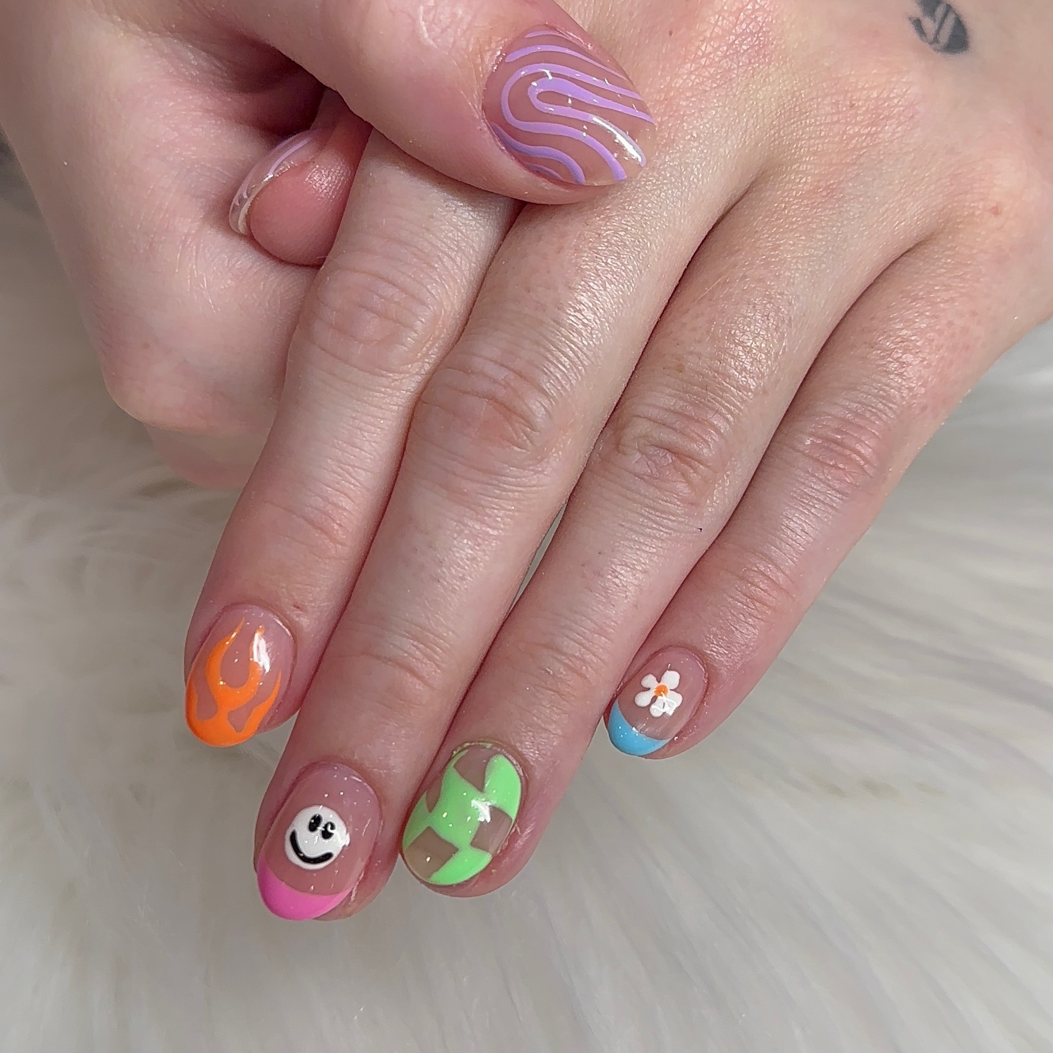 Simple Nail Art (6-10 nails) at Alyssa Nicole Nails in Schererville, IN