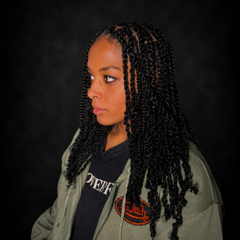 Kinky Twist at Tre Beauty and Braid Bar in Macon, GA