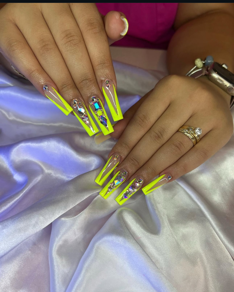 XL Freestyle at Nails Glam By Yeli in Reading, PA