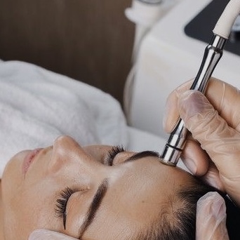 Diamond Polish Facial