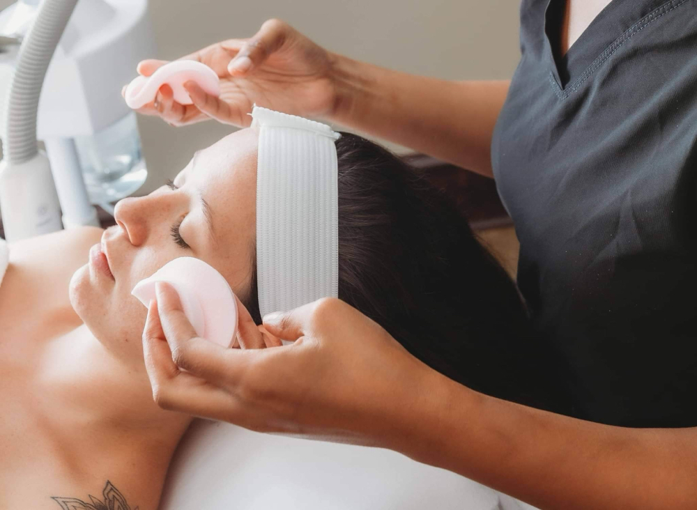 The Fresh Face (Teen Facial) at SophisticatedSKN in Muscle Shoals, AL