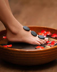 Ultimate Spa Pedi w/ Stones & Gel