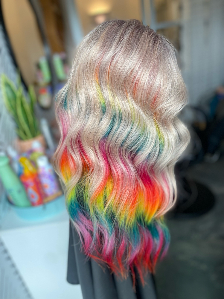 Consultation For Vivid Color