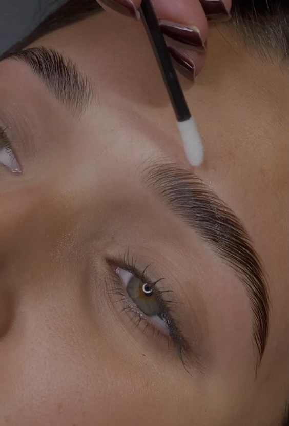 Eyebrow Lamination