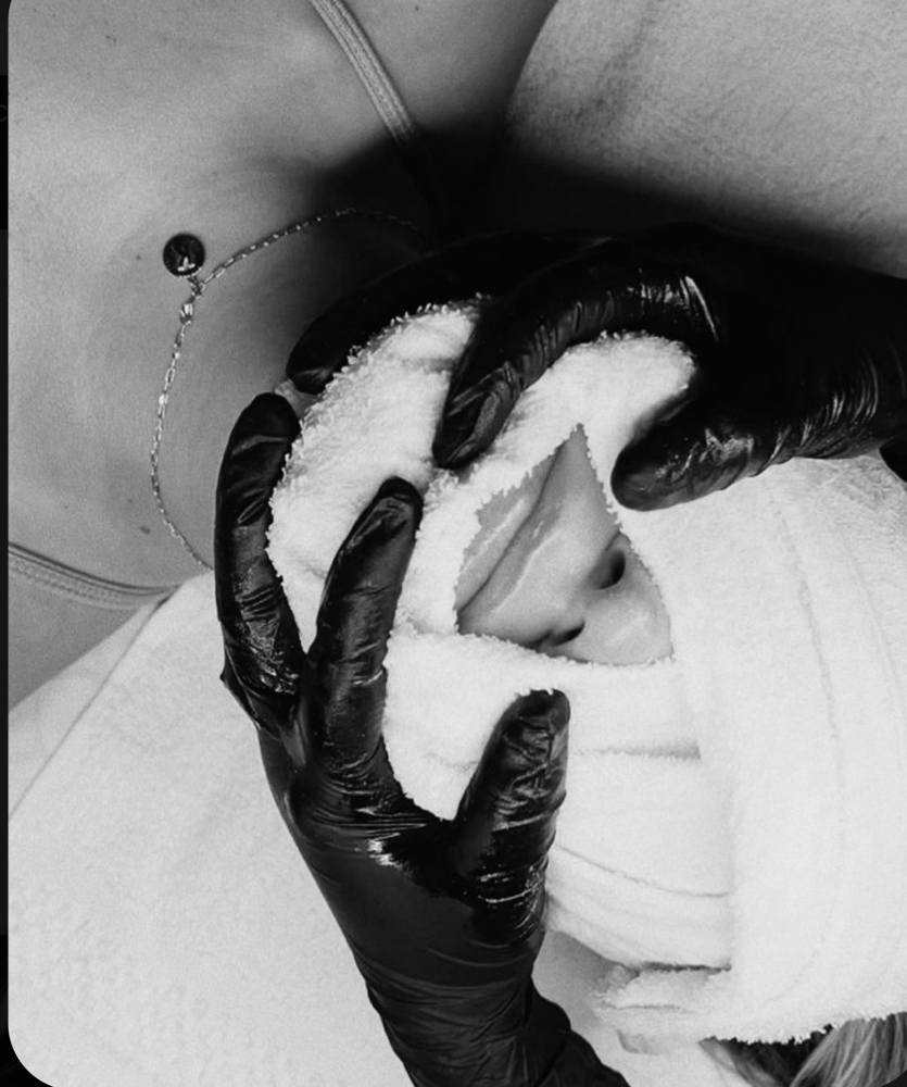 Cyn-Sational Facial
