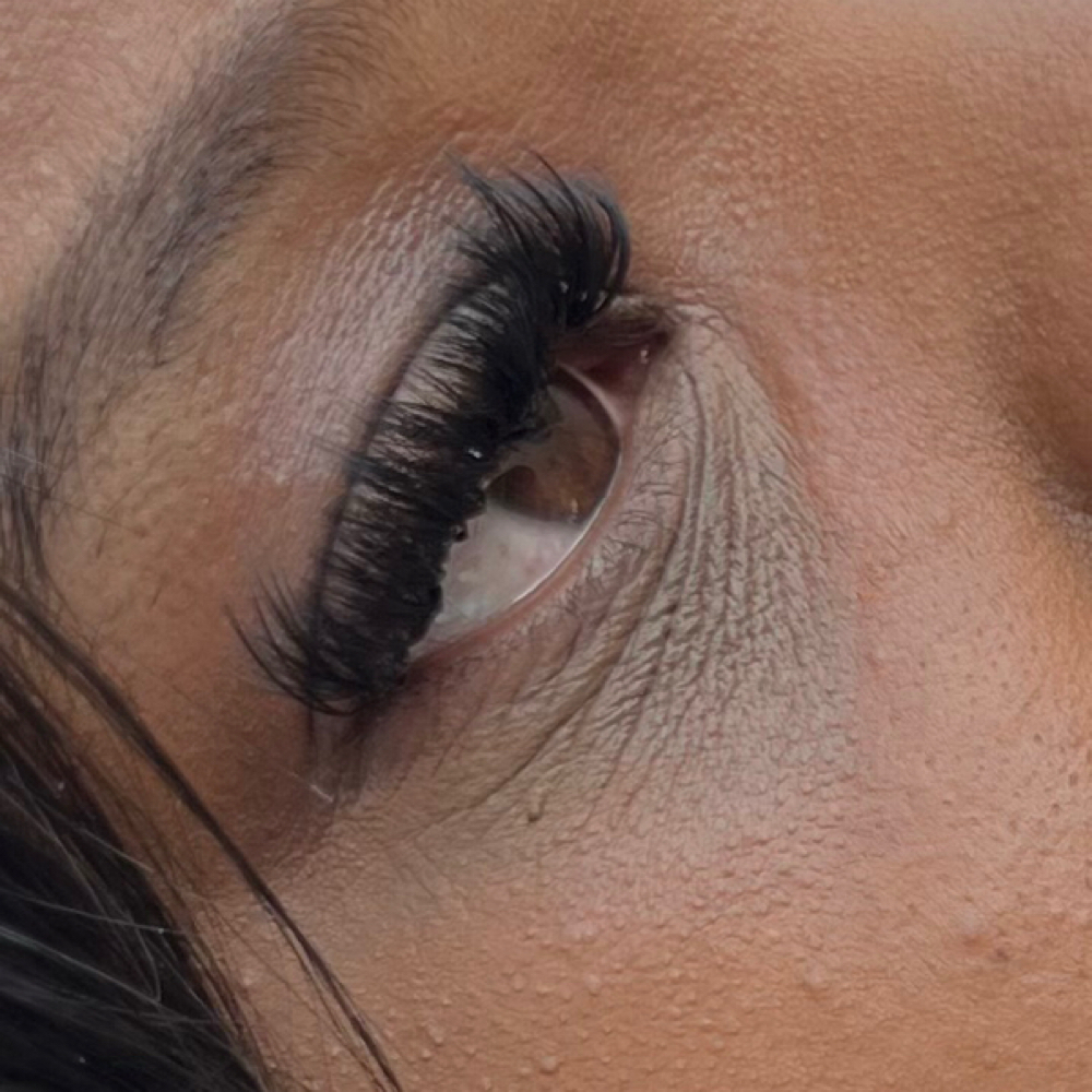 Fill In Lashes
