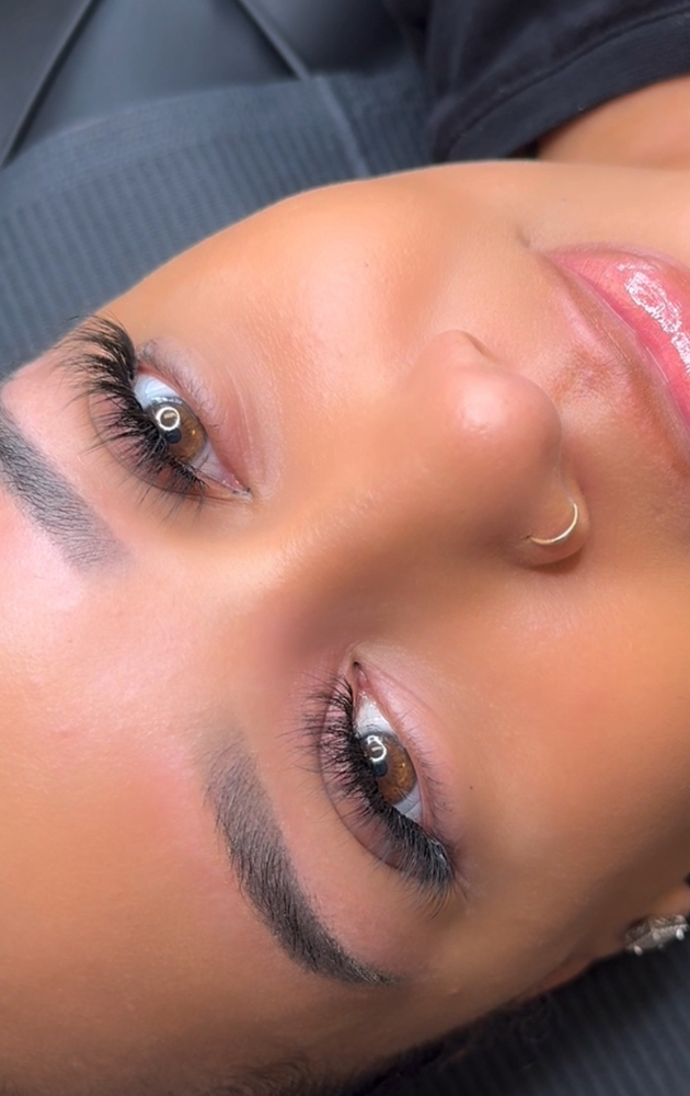 Lavish Diva Lash Cluster Set