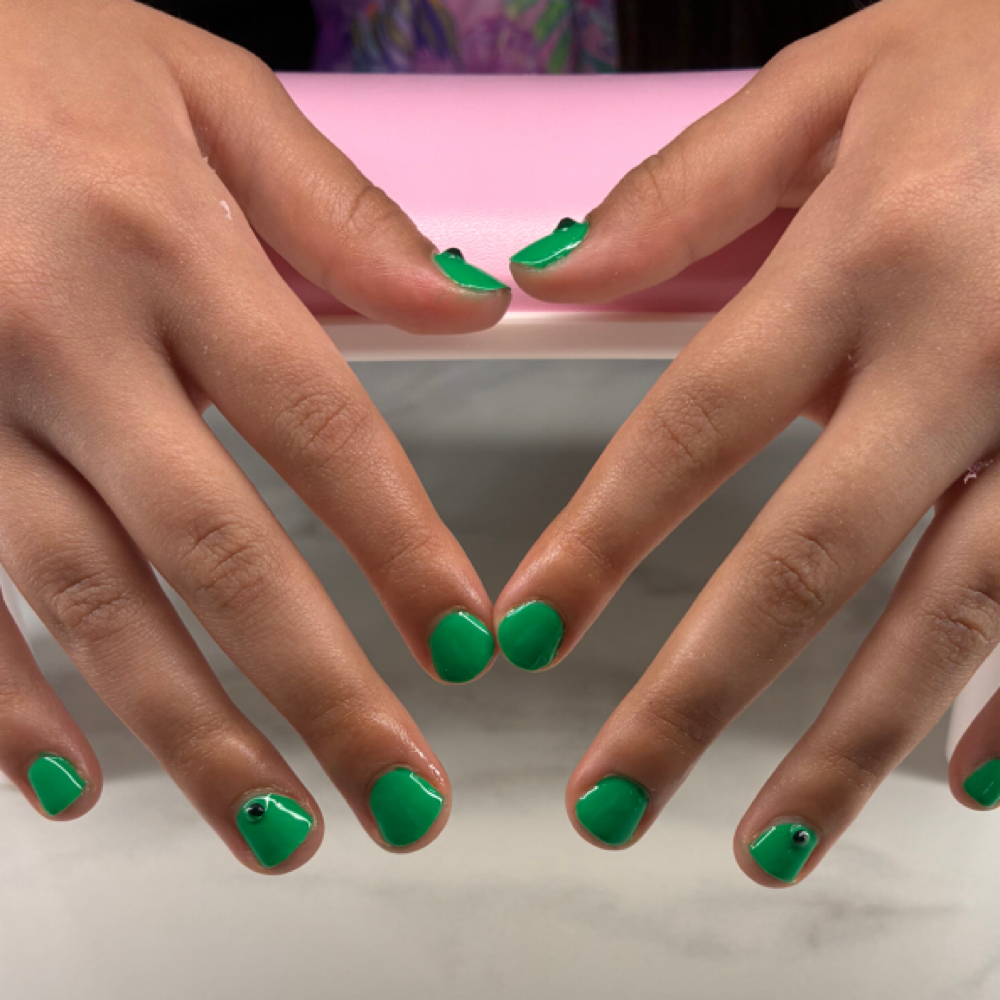 Kids Gel Manicure at Polished Dreams in Atchison, KS