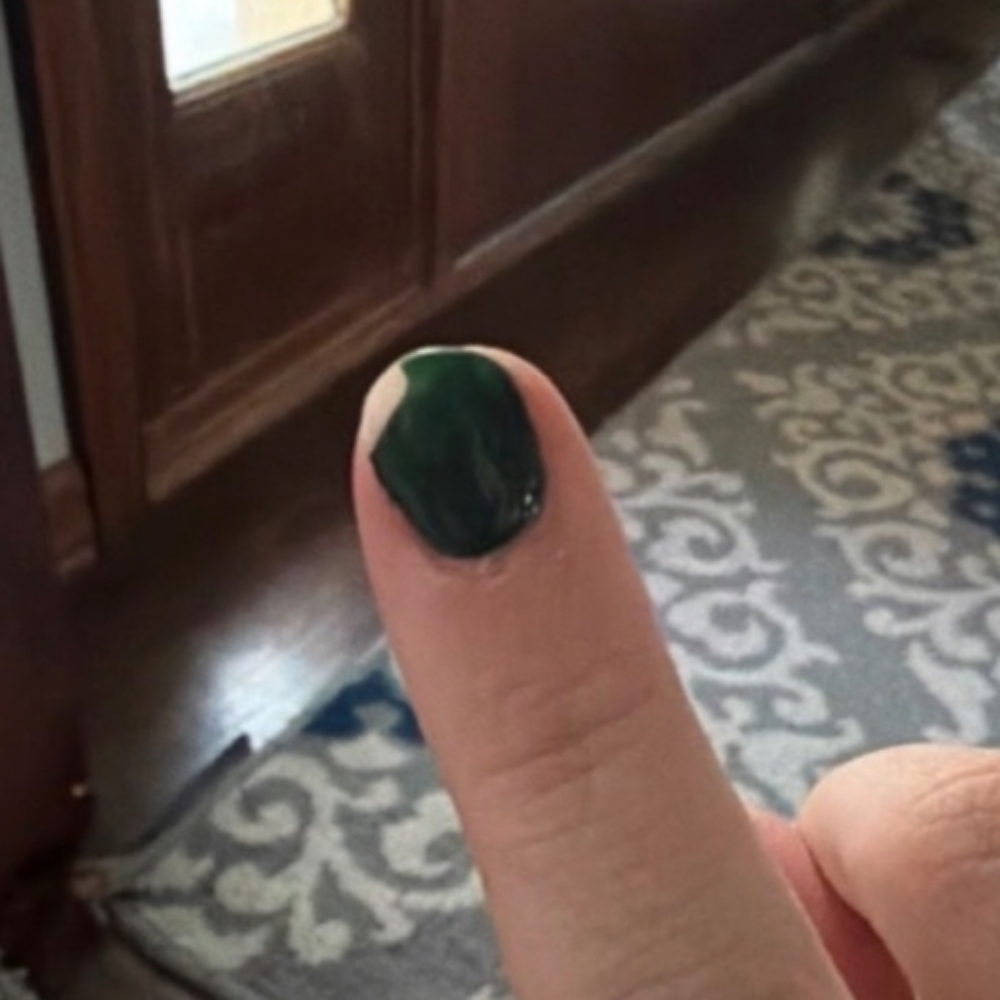 Nail Repair at 710 Nail Den in Rosemount, MN