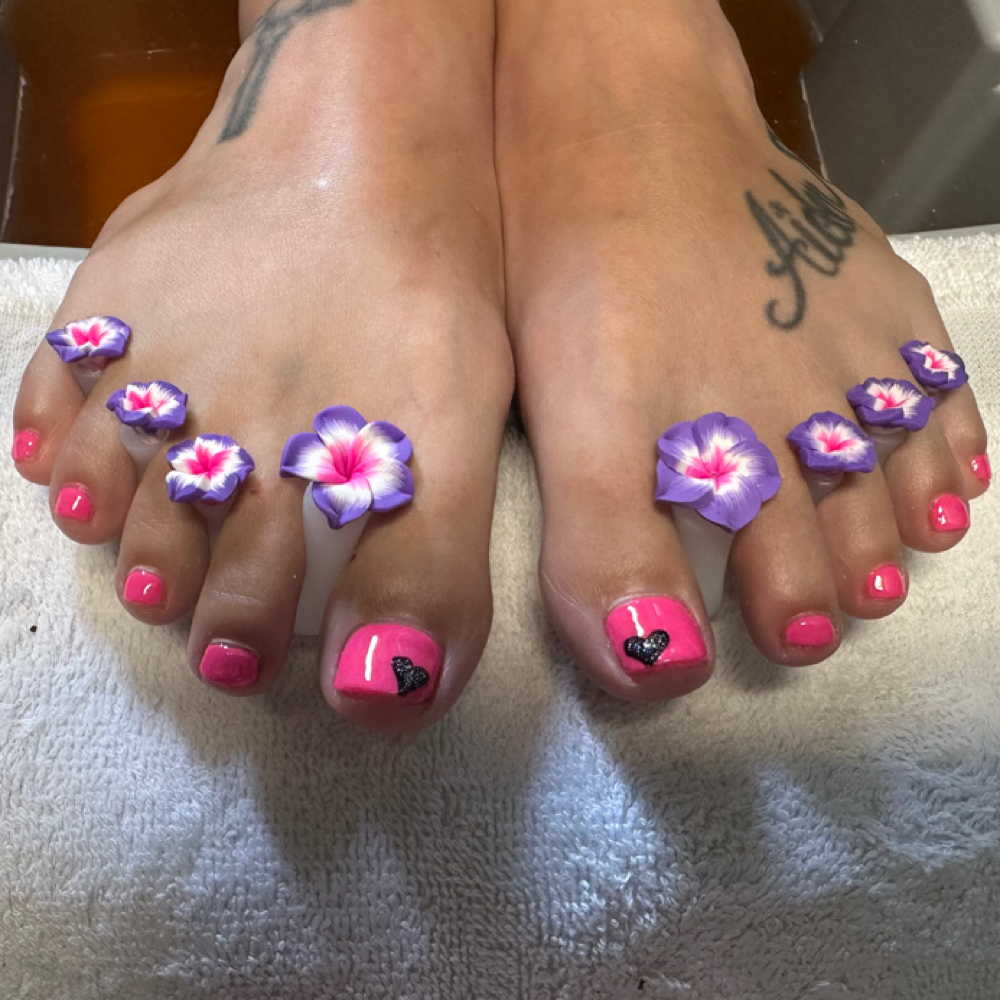 Pedicure at Kelsey Bruce @ Fringe Salon in Harrison, AR