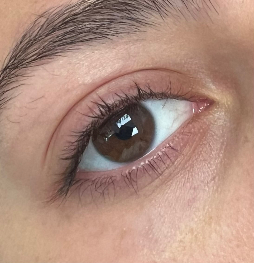 Eyelash Extension Removal