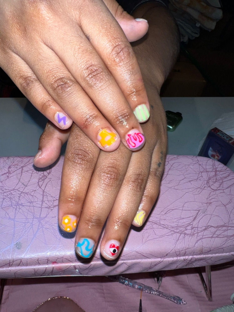 Regular Manicure / Gel Manicure