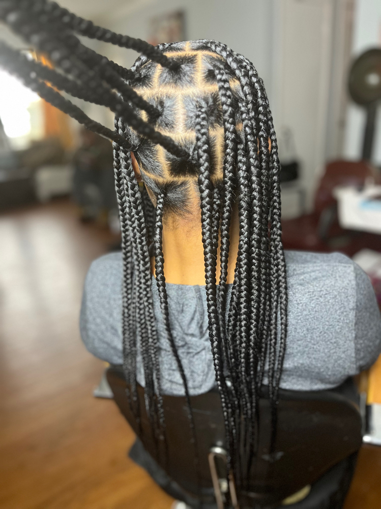 Large Knotless Braids