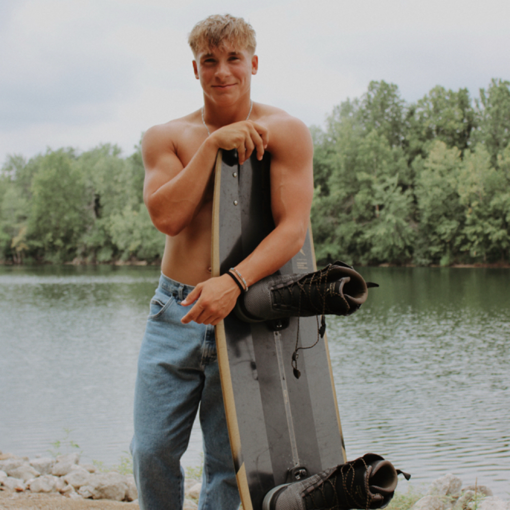 Senior Portraits at Kaia Golden Photography in Warsaw, IN