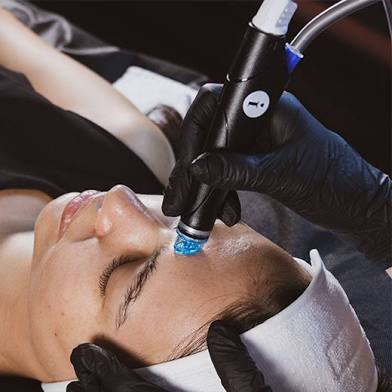 The Hydrafacial Essential Facial