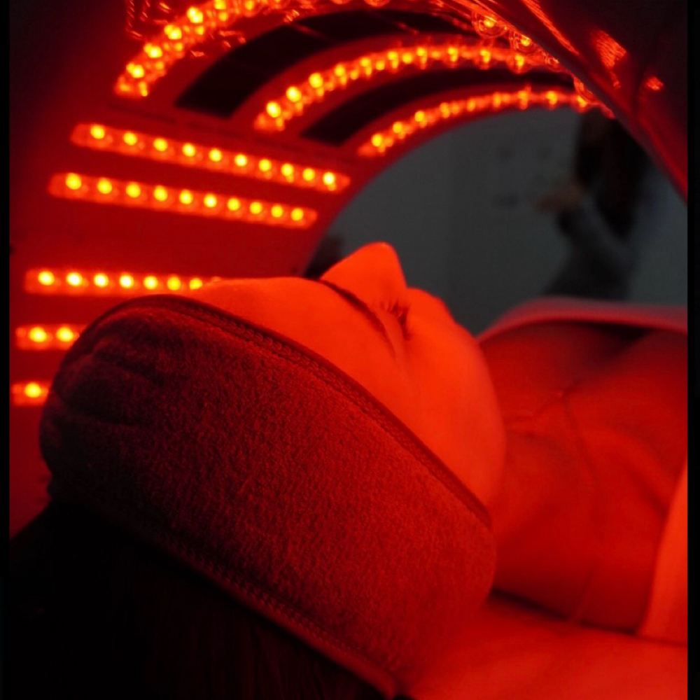LED Light Therapy at Aesthetics by Makinlee in Pahrump, NV