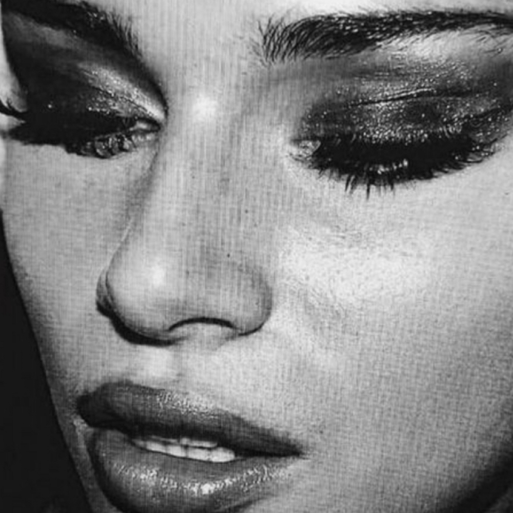 UV Lashes - Mini “Full Set” at HAUS OF BEAUTY in Anoka, MN