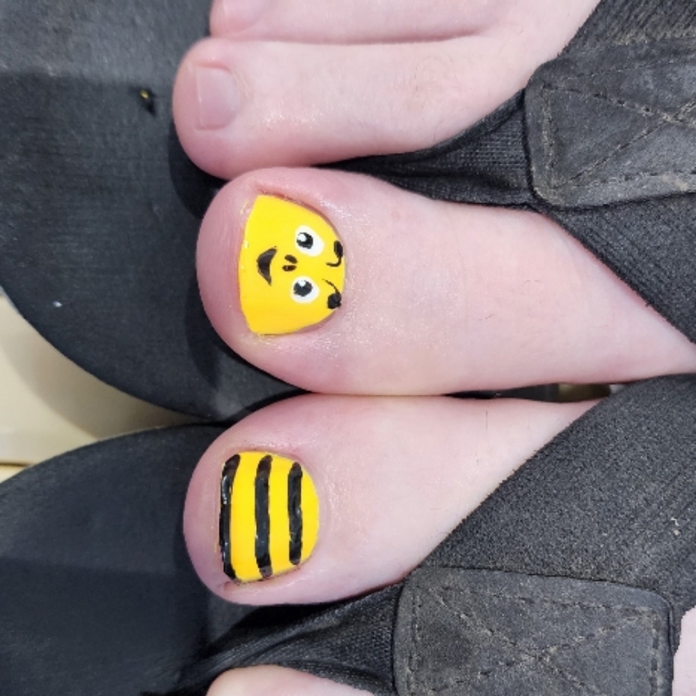Toes Nails Trim at Kind Ibrow & Nail in Chilton, WI