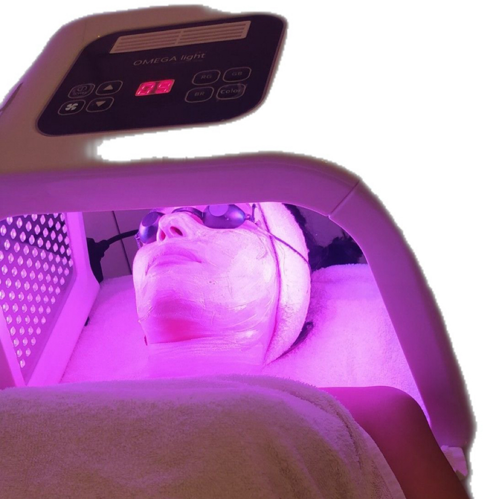 LED Light Therapy at A1browsstudio in Cincinnati, OH