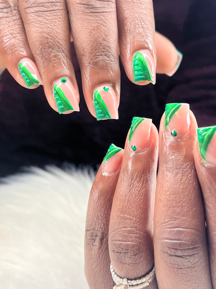 Nurse Length Overlay at Niya Nailzz in Louisville, KY