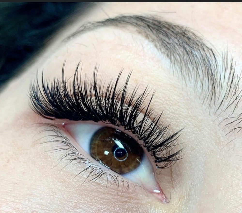 Eyelash Extensions- Hybrid