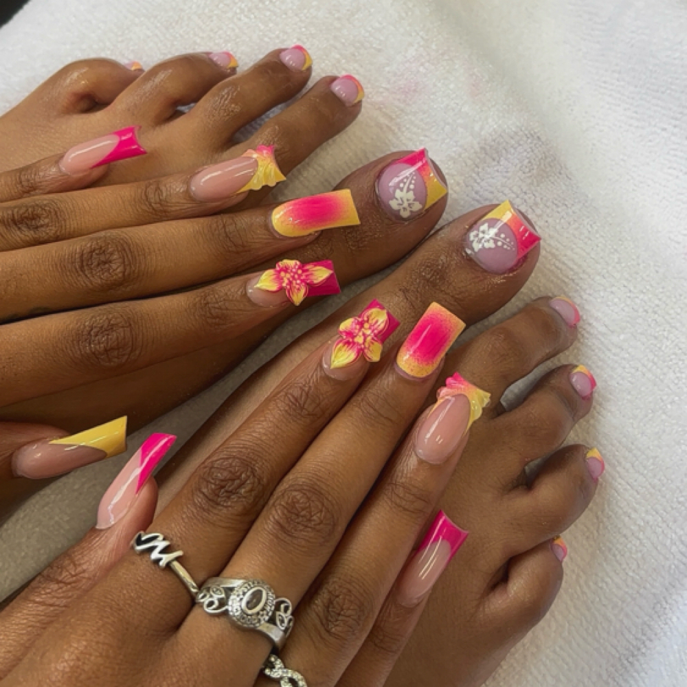Acrylic Toes Deluxe Pedicure at Zoe Nobles in Montgomery, TX