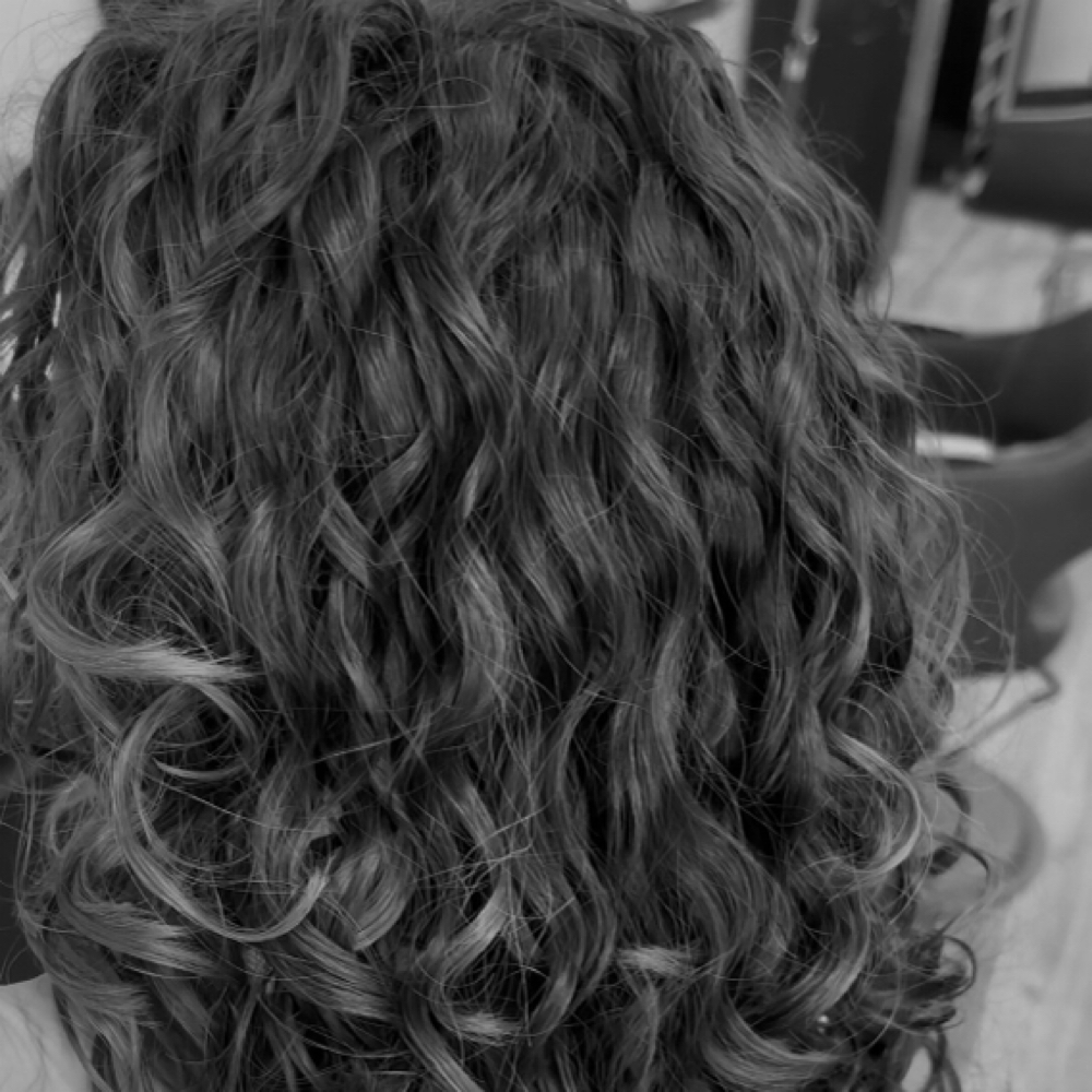Maintenance Curl Cut at Sarahi Beauty Garden LLC in Fort Myers, FL