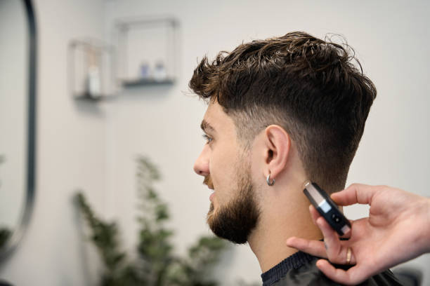 Men's Haircut at De-al a Shawn Jett Salon in Wichita, KS