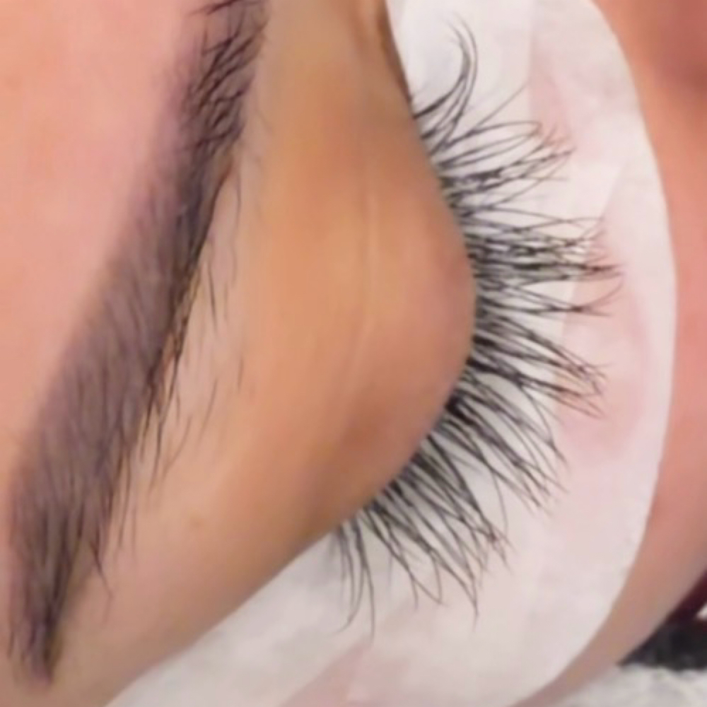 Classiques at Pink Wax & Lash co. in Raytown, MO