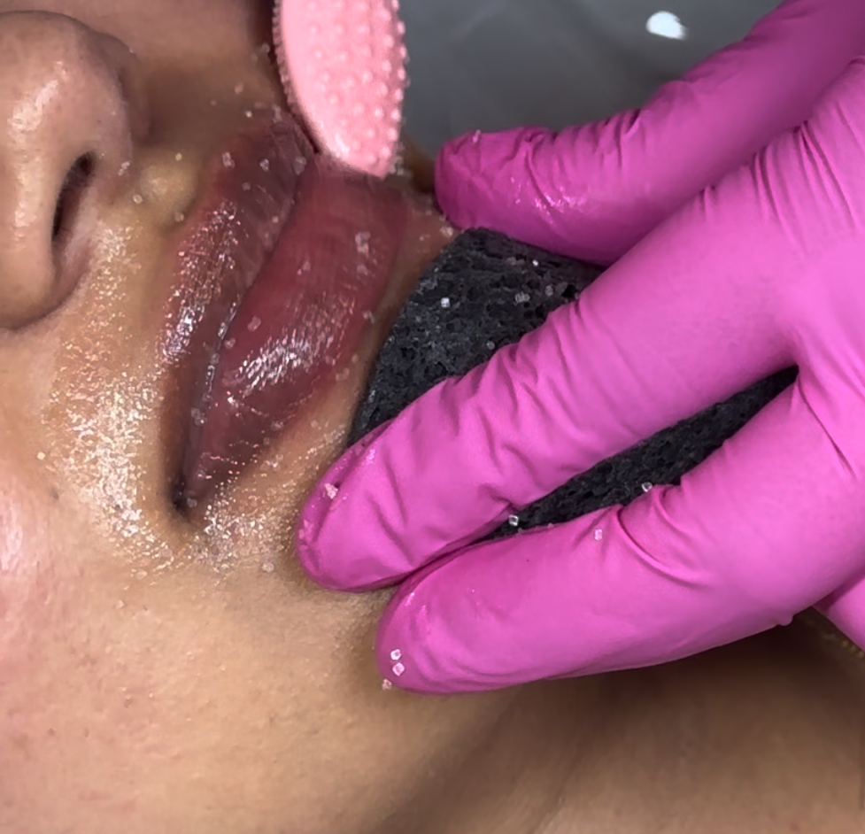 Lip Scrub Treatment