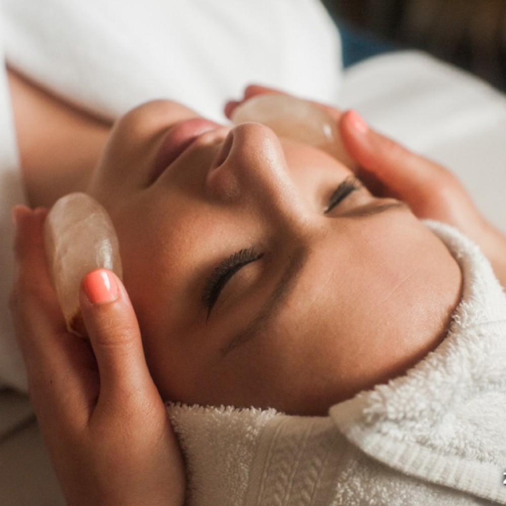 Hot or Cold Stone Facial