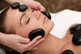 Hot or Cold Stone Facial