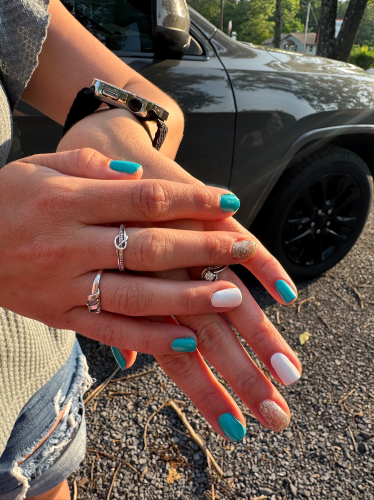 gel polish manicure