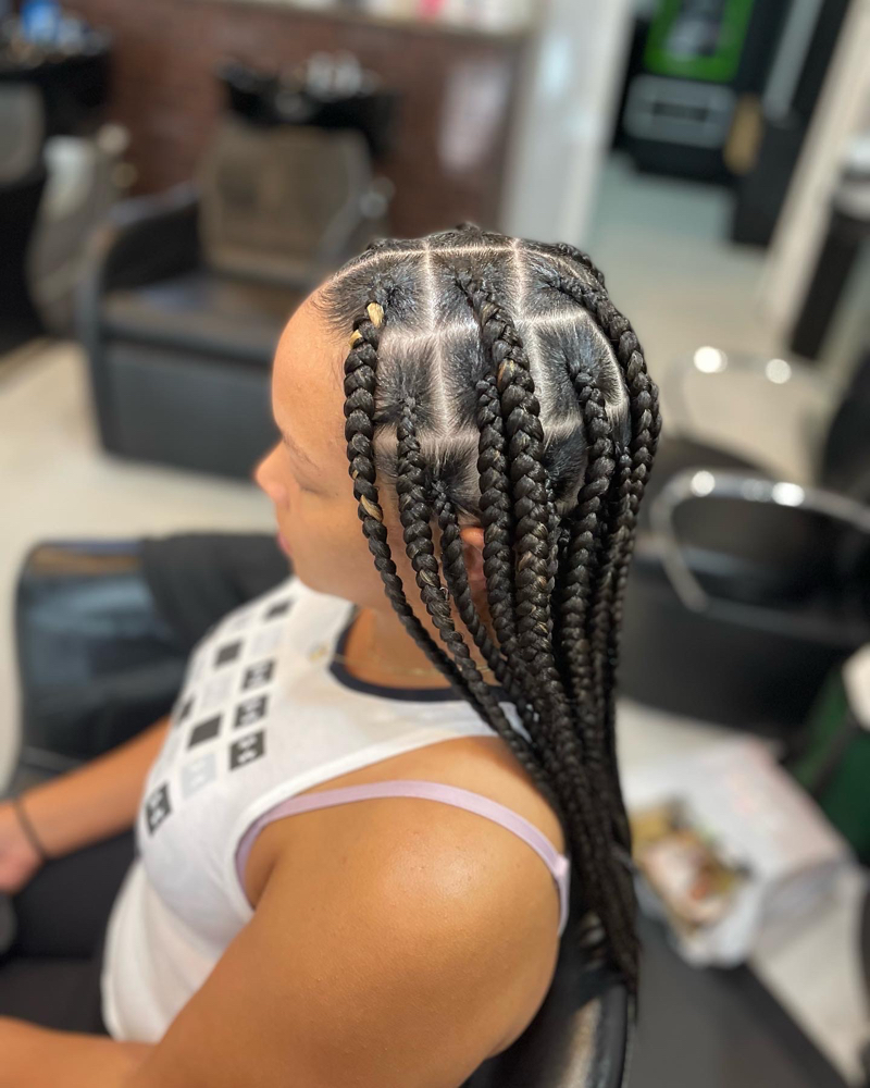 Large Knotless Braids