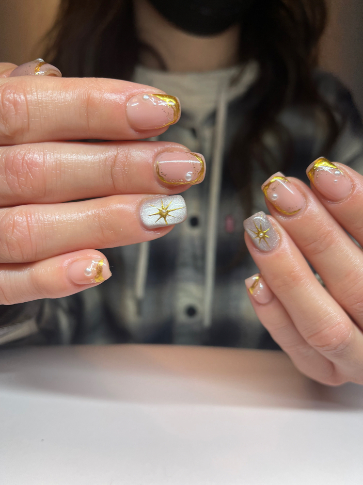 Simple Nail Art