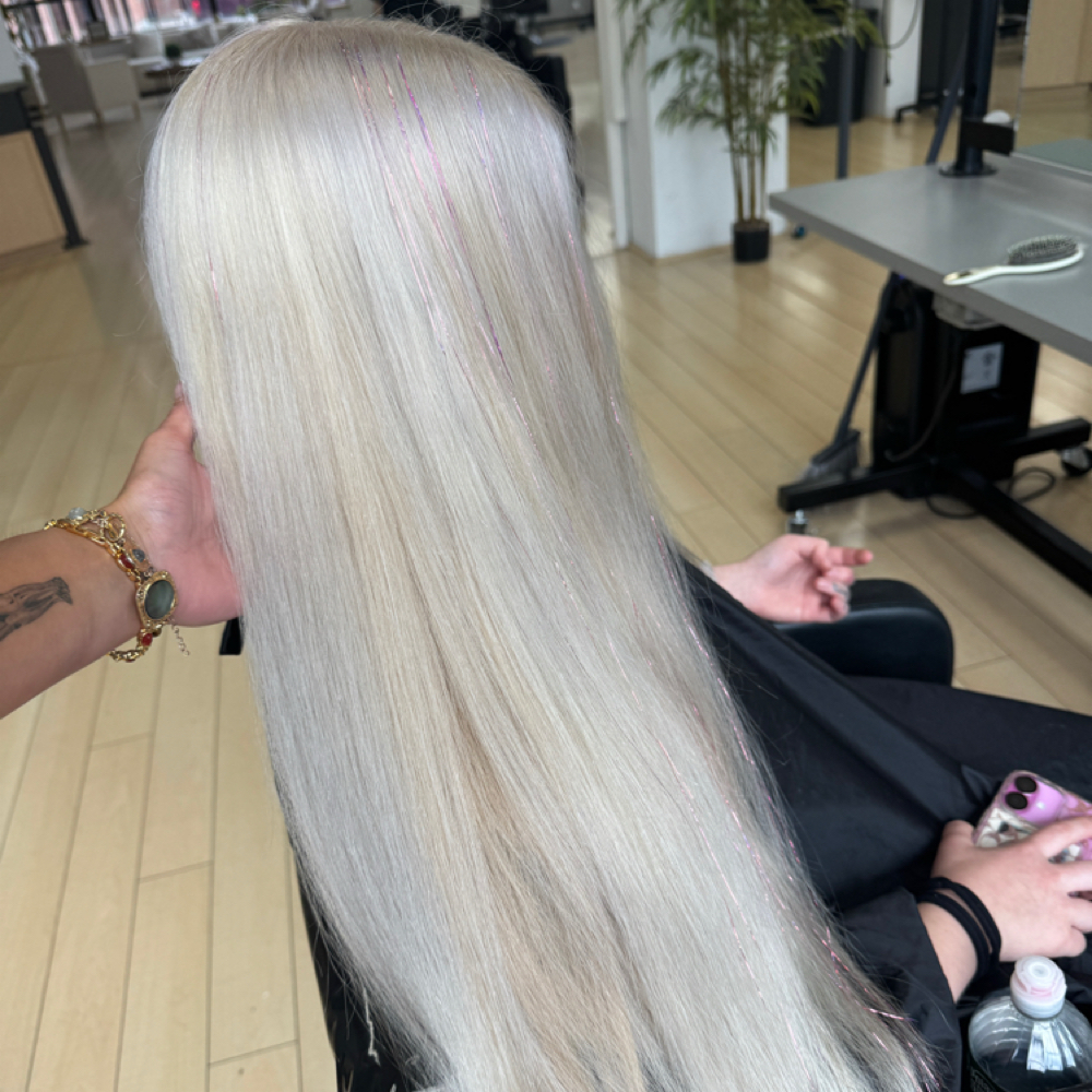 Platnium Retouch at Glammedbynatt in Tonawanda, NY