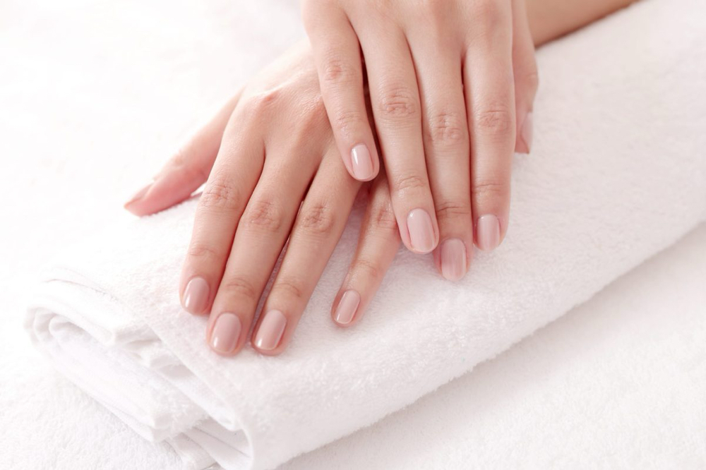 Regular Manicure