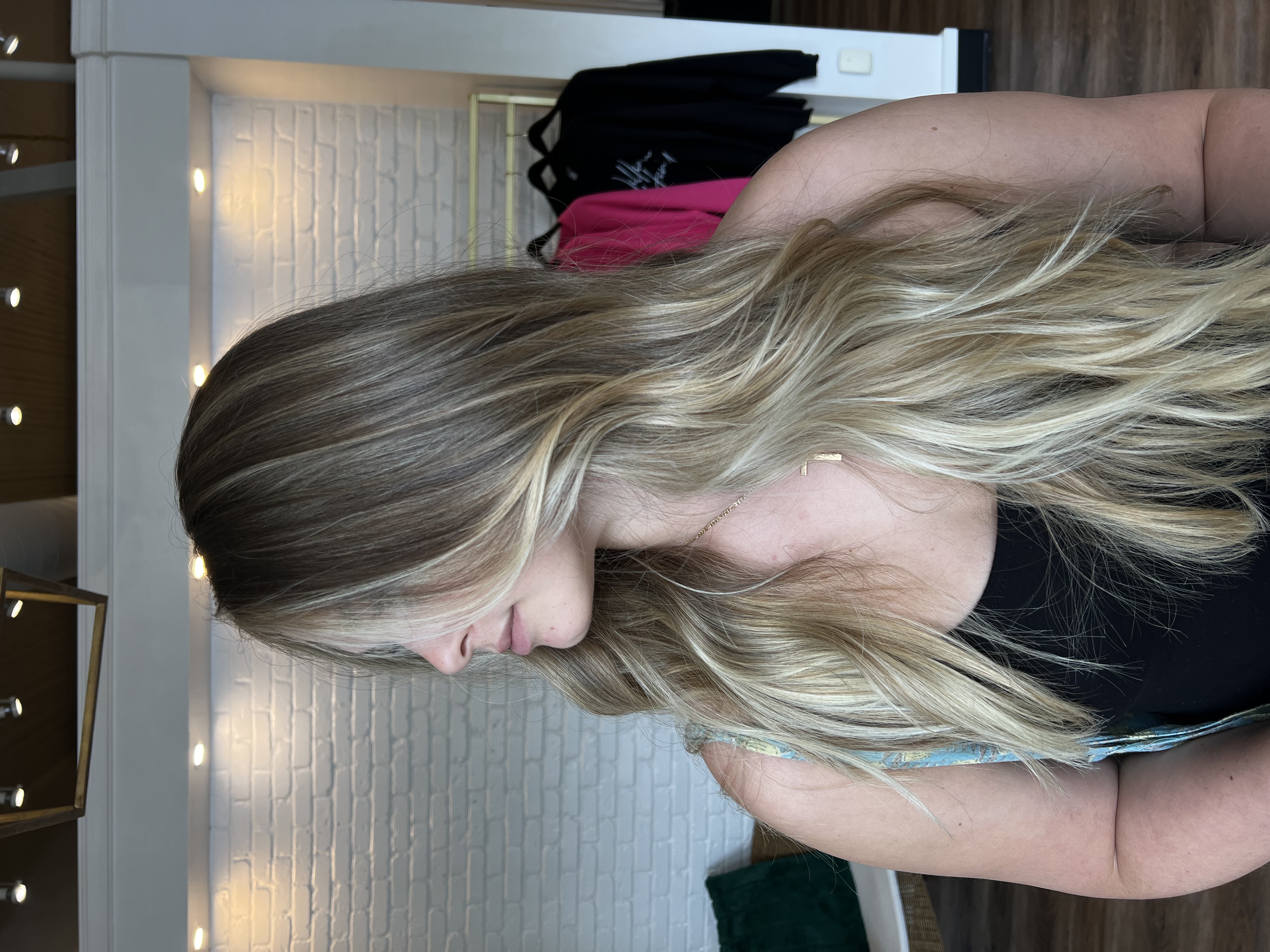 SHAMPOO/STYLE