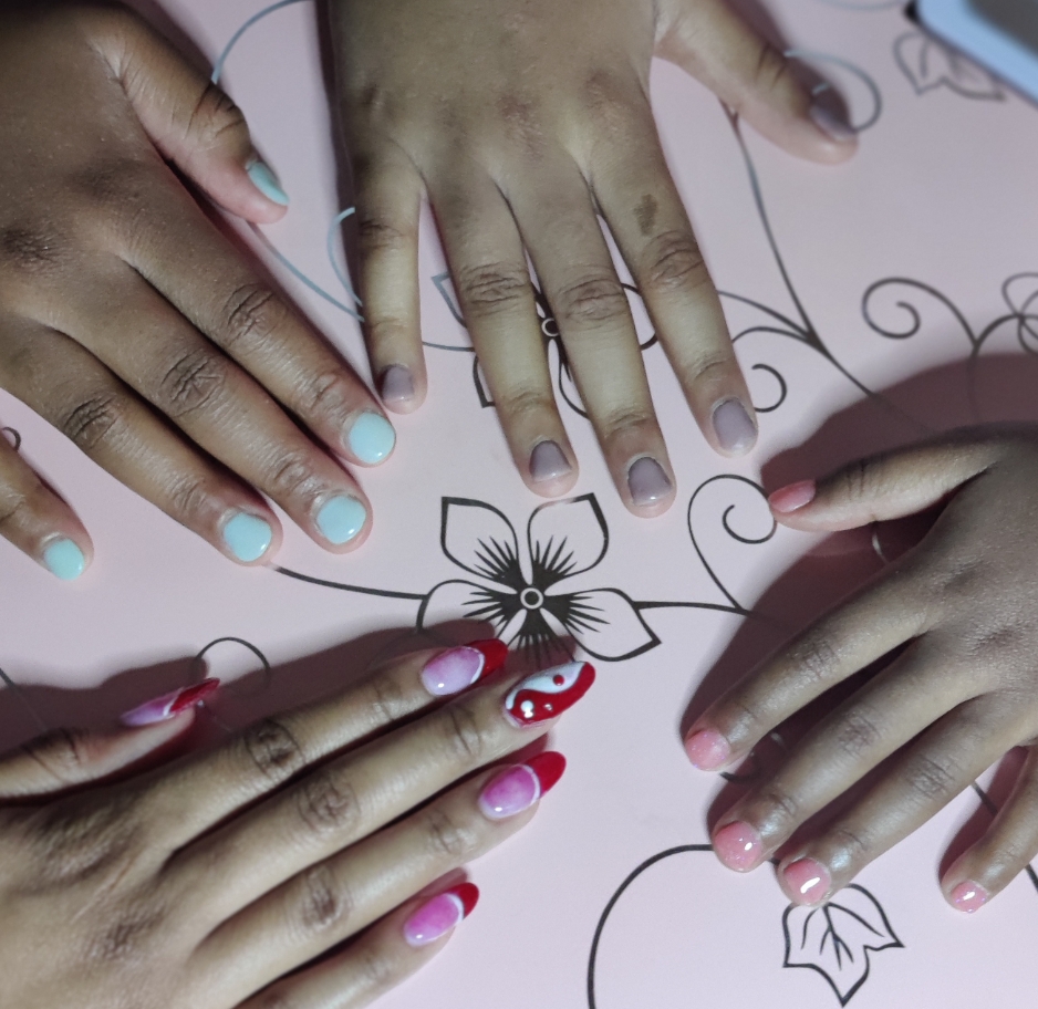 Youth Nail Party
