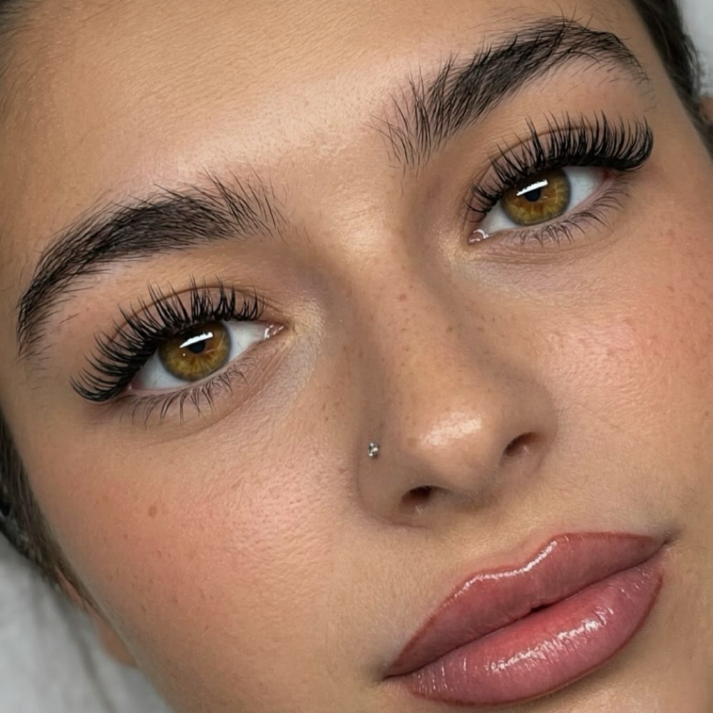 Wet set 💓 at Brow’s By Anna permanent make up studio& Brow design in Illinois, IL