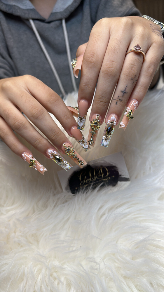 Luxurious Loyal Set