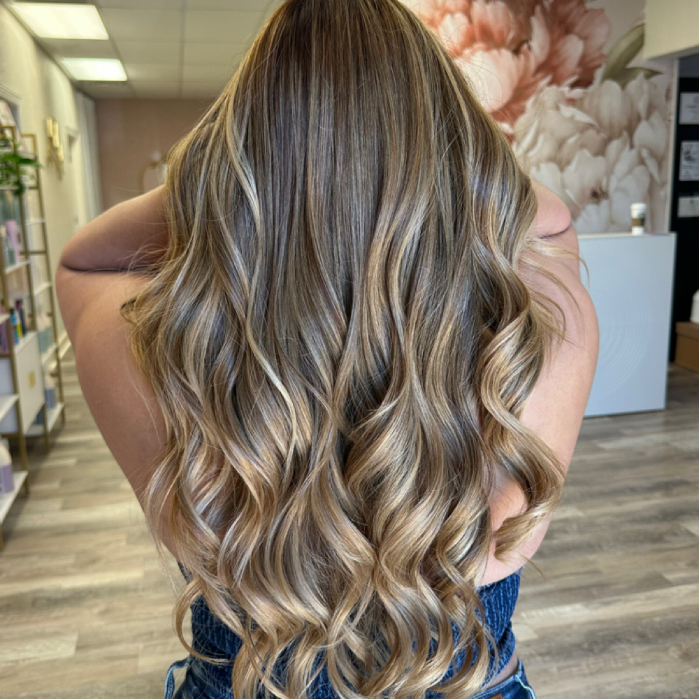 Shampoo/Style at Heartfelt Beauty by Kenia in Richwood, TX
