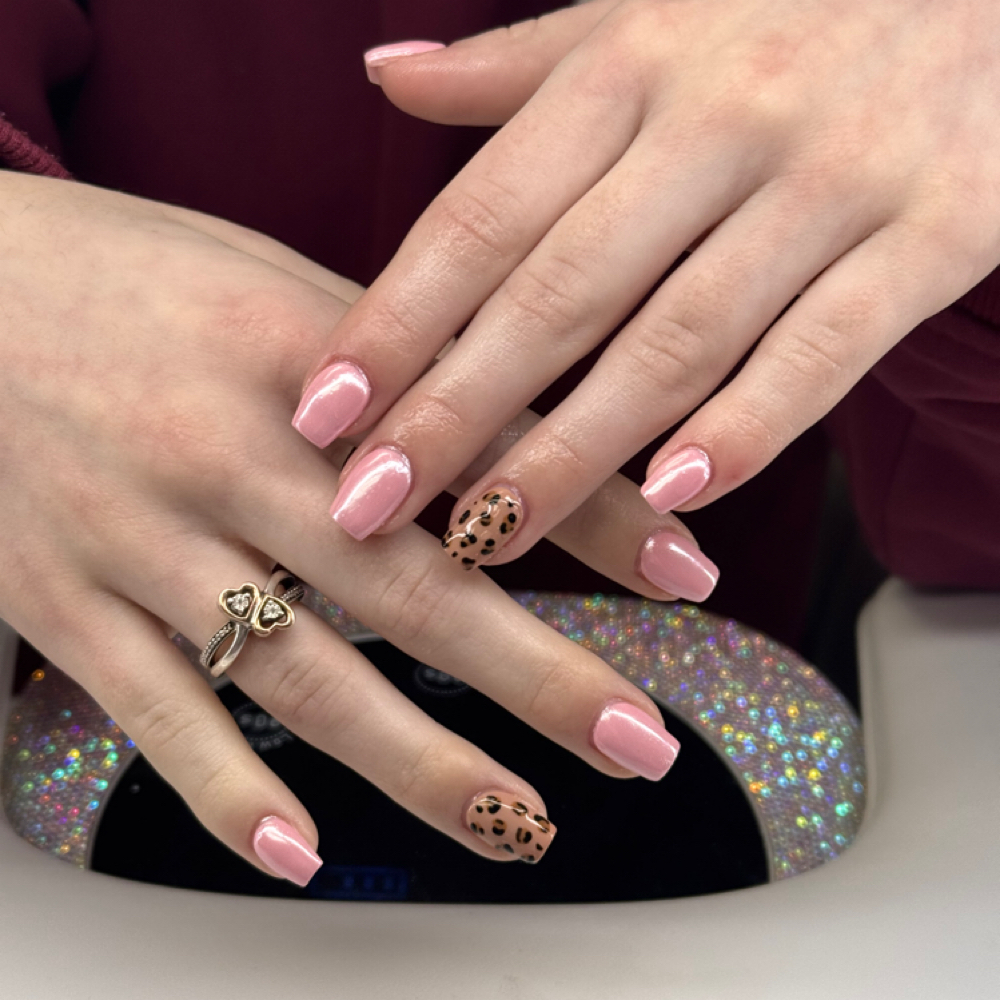 Structure Gel Fullset at Sunset Nail Bar in Hayes, VA