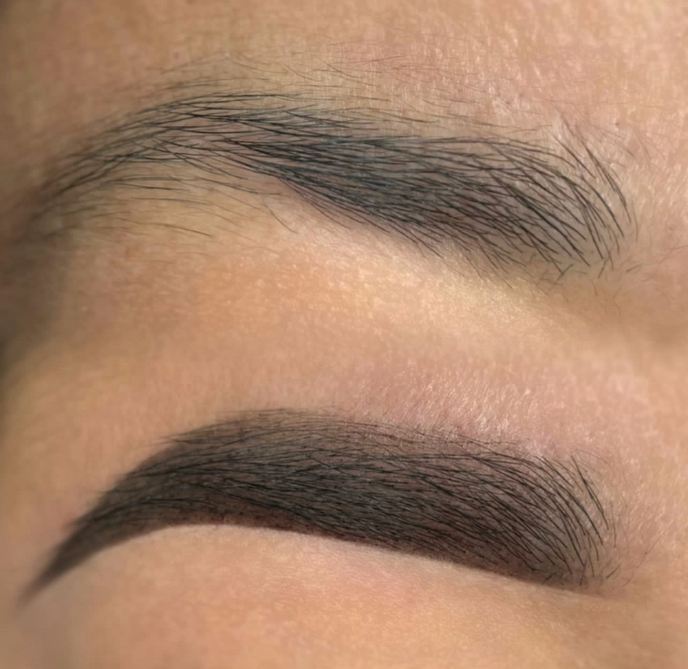 Brows - Shape/Wax/Tweeze + Henna