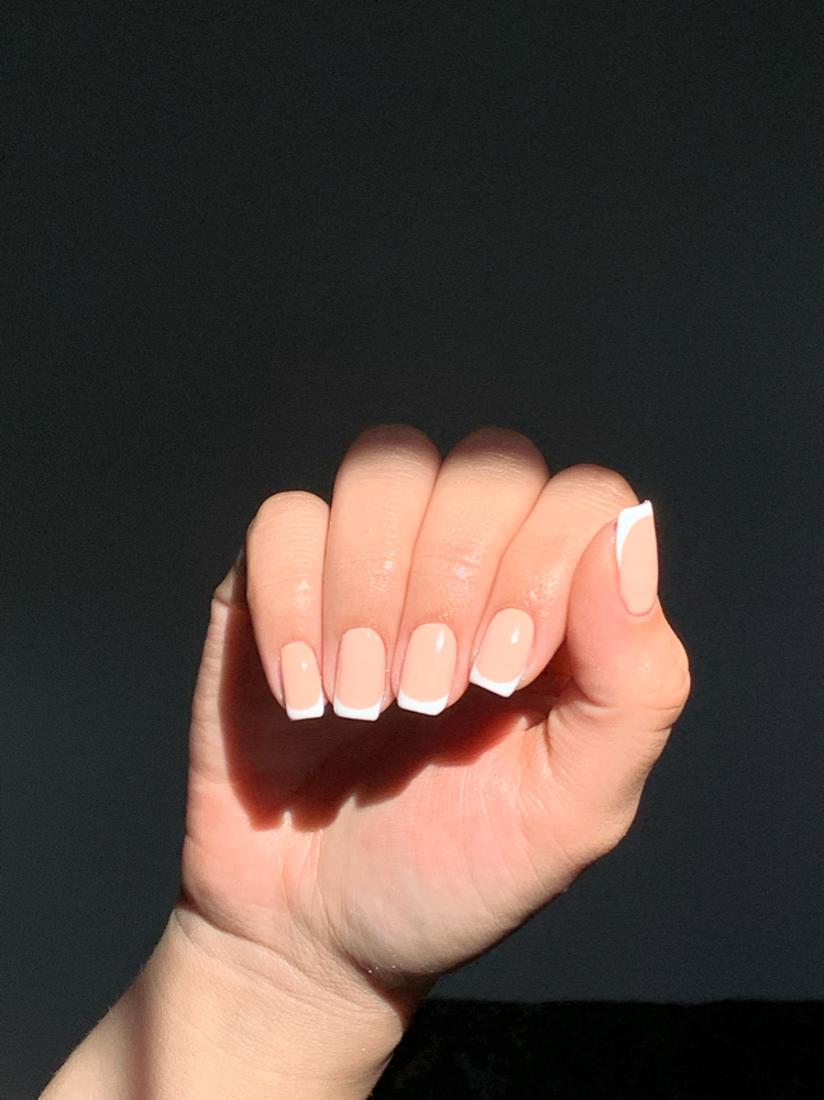 French Tip On Natural Nails
