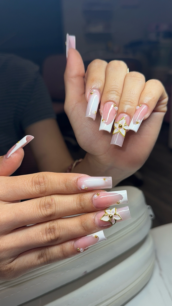 Long Set at _.karimee.nailz in Cedar Creek, TX