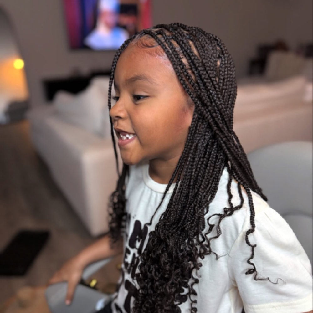 EXTENDED GIGGLES at SmylezNStylez in Woodbridge, VA