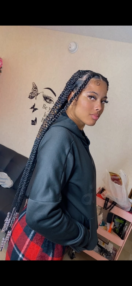 Adult Medium JUMBO Knotless Braids