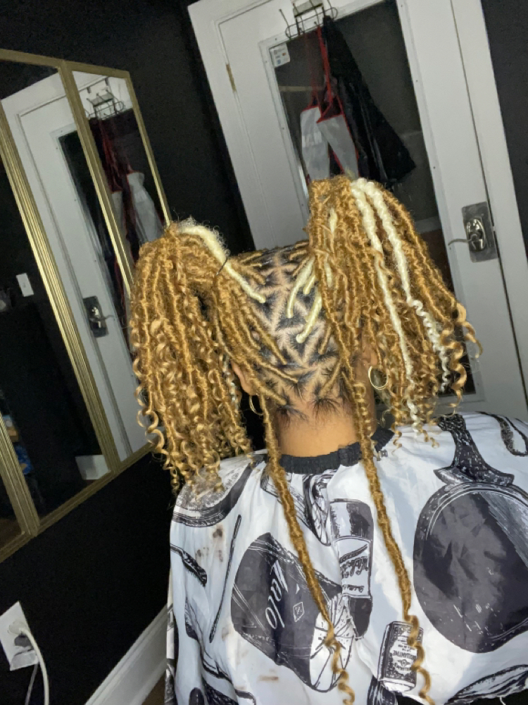 Bonita Locs W Xtra Curls