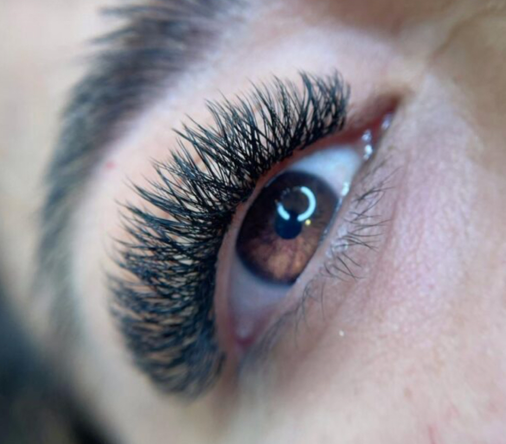 TECHNOLOGICAL FIBER LASH EXTENSIONS